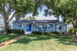 110 SUNSET DRIVE, ST PETERSBURG, FL 33707 - MLS#MFRTB8519370