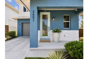 2601 LAKE AVENUE, TAMPA, FL 33610 - MLS#MFRTB8520003