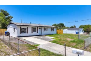 8204 ALLAMANDA AVENUE, TAMPA, FL 33619 - MLS#MFRTB8520209