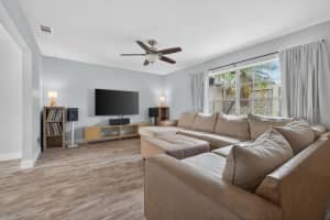 4724 SOAPSTONE DRIVE, TAMPA, FL 33615 - MLS#MFRTB8520247