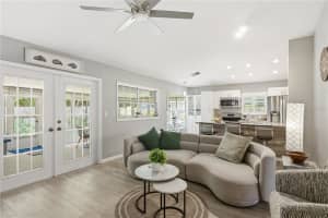 11722 CURRIE LANE, LARGO, FL 33774 - MLS#MFRTB8520271