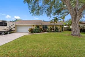 13440 Rustic Pines Blvd S, SEMINOLE