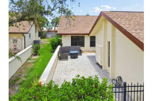 6019 COURTSIDE DRIVE, BRADENTON, FL 34210 - MLS#MFRTB8520664