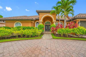 7888 BAYOU CLUB BOULEVARD, SEMINOLE, FL 33777 - MLS#MFRTB8521623