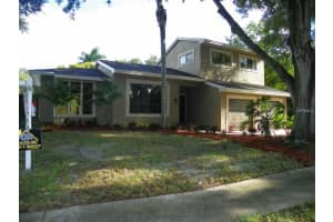 1993 Spanish Pines Dr, Dunedin, FL 34698, Sold 11/14/14