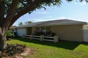 1910 Tanglewood Dr NE, St. Petersburg, FL 33702, Sold 06/05/15
