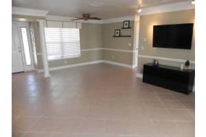1200 79th St S, St. Petersburg, FL 33707, Sold 05/23/16