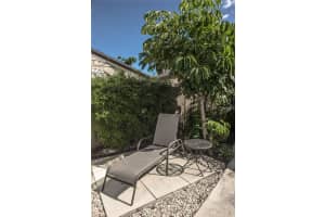 2095 Sunset Point Rd, Clearwater, FL 33765, Sold 01/15/16