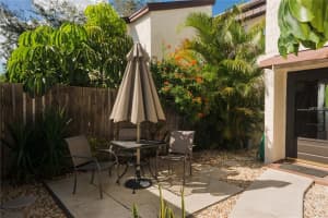 2095 Sunset Point Rd, Clearwater, FL 33765, Sold 01/15/16