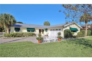 2200 Lagoon Dr, Dunedin, FL 34698, Sold 04/28/16
