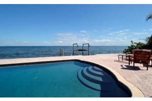 2600 West Bay Isle Dr SE, St. Petersburg, FL 33705, Sold 05/25/16