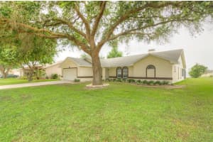 801 Bryson Loop, Lakeland, FL 33809, Sold 09/16/16