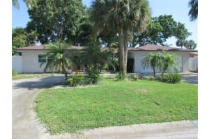 2650 West Bay Isle Dr SE, St. Petersburg, FL 33705, Sold 09/06/16