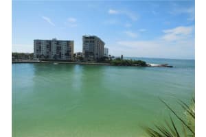 7402 Bayshore Dr, Treasure Island, FL 33706, Sold 10/03/16