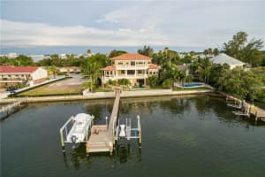 1110 Boca Ciega Isle Dr, St Pete Beach, FL 33706, Sold 11/04/16