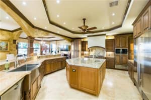 1110 Boca Ciega Isle Dr, St Pete Beach, FL 33706, Sold 11/04/16