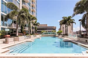 777 N Ashley Dr, Tampa, FL 33602, Sold 08/25/16