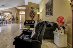 8428 Poydras Ln, Tampa, FL 33635, Sold 11/02/16