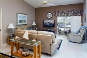 39650 US-19, Tarpon Springs, FL 34689, Sold 10/14/16