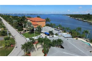 7805 Causeway Blvd N, St. Petersburg, FL 33707, Sold 08/28/17