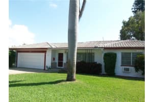 2540 S Shore Dr SE, St. Petersburg, FL 33705, Sold 11/01/16