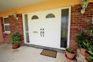 1101 79th St S, St. Petersburg, FL 33707, Sold 01/05/17