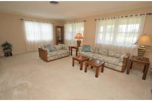1101 79th St S, St. Petersburg, FL 33707, Sold 01/05/17