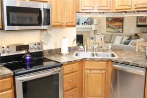 39650 US-19, Tarpon Springs, FL 34689, Sold 12/21/16