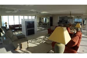7600 Bayshore Dr, Treasure Island, FL 33706, Sold 12/28/16