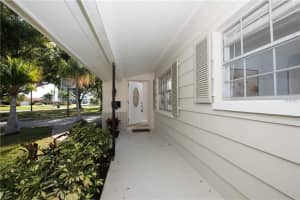 6700 Bayou Grande Blvd NE, St. Petersburg, FL 33702, Sold 05/30/17