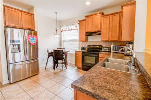 926 Windton Oak Dr, Ruskin, FL 33570, Sold 03/27/17