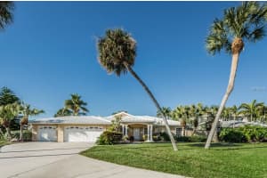 1091 79th St S, St. Petersburg, FL 33707, Sold 05/09/17