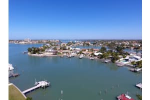 1091 79th St S, St. Petersburg, FL 33707, Sold 05/09/17