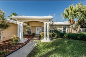 1091 79th St S, St. Petersburg, FL 33707, Sold 05/09/17
