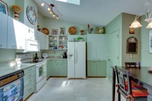 903 San Carlos Ave NE, St. Petersburg, FL 33702, Sold 05/19/17