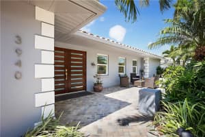 3940 Doral Dr, Tampa, FL 33634, Sold 06/01/17