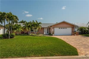1220 81st St S, St. Petersburg, FL 33707, Sold 06/22/17