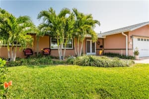 1220 81st St S, St. Petersburg, FL 33707, Sold 06/22/17