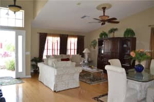 4931 Kempton Woods Cir, Wesley Chapel, FL 33545, Sold 09/29/17
