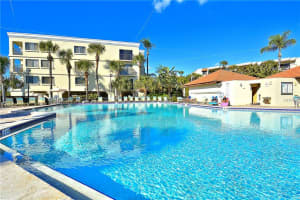 7564 Bayshore Dr, Treasure Island, FL 33706, Sold 12/29/17