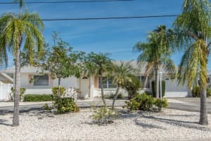 3815 100th St W, Bradenton, FL 34210, Sold 07/28/17