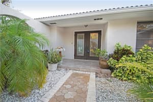 1977 Spanish Pines Dr, Dunedin, FL 34698, Sold 06/06/17