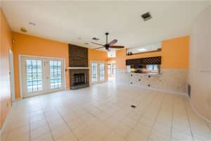 4712 Country Oaks Blvd, Sarasota, FL 34243, Sold 08/04/17