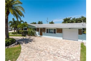 99 79th St S, St. Petersburg, FL 33707, Sold 06/30/17