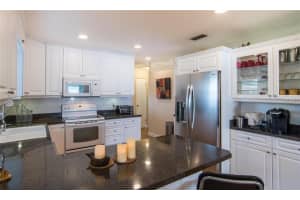 1028 41st Ave NE, St. Petersburg, FL 33703, Sold 08/01/17