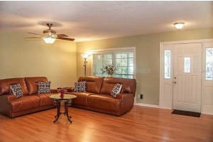 6721 Tanglewood Dr NE, St. Petersburg, FL 33702, Sold 11/24/17