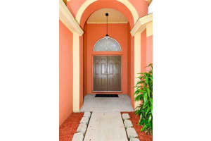 10727 Deepbrook Dr, Riverview, FL 33569, Sold 08/31/17