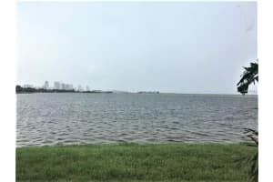 353 22nd Ave SE, St. Petersburg, FL 33705, Sold 09/21/17