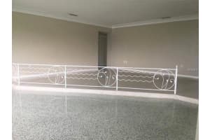 353 22nd Ave SE, St. Petersburg, FL 33705, Sold 09/21/17
