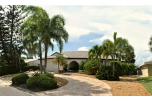 6932 Shore Dr S, South Pasadena, FL 33707, Sold 02/26/18